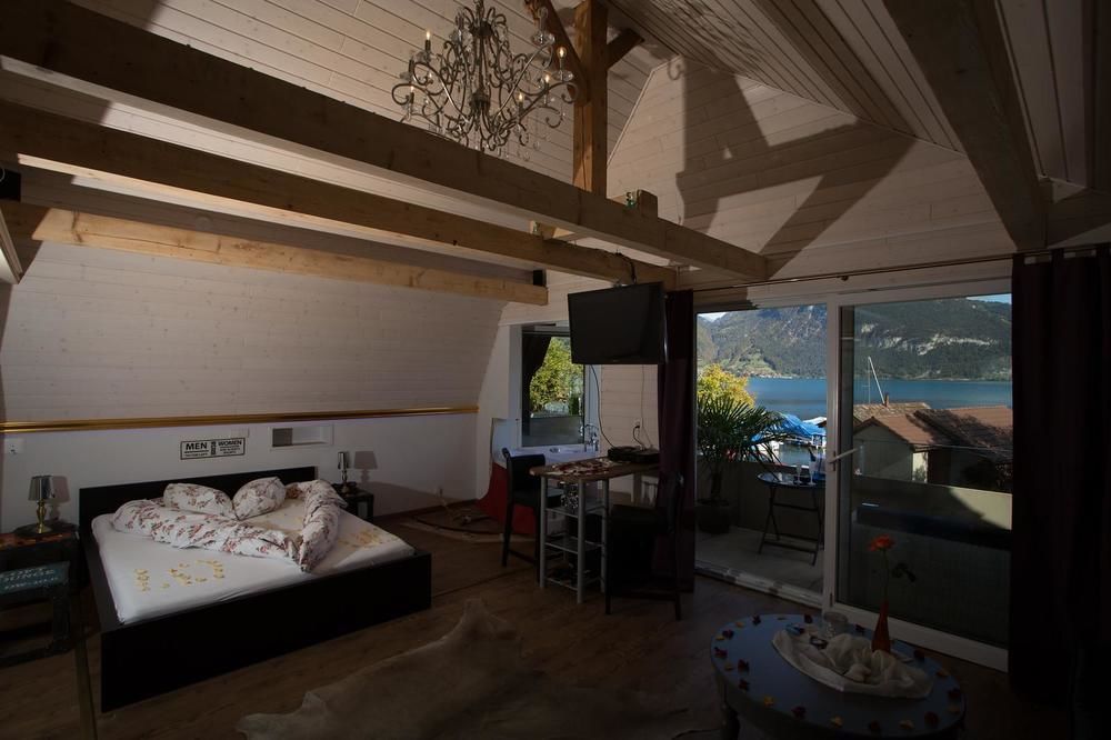 Strandhotel Seeblick Faulensee Eksteriør billede