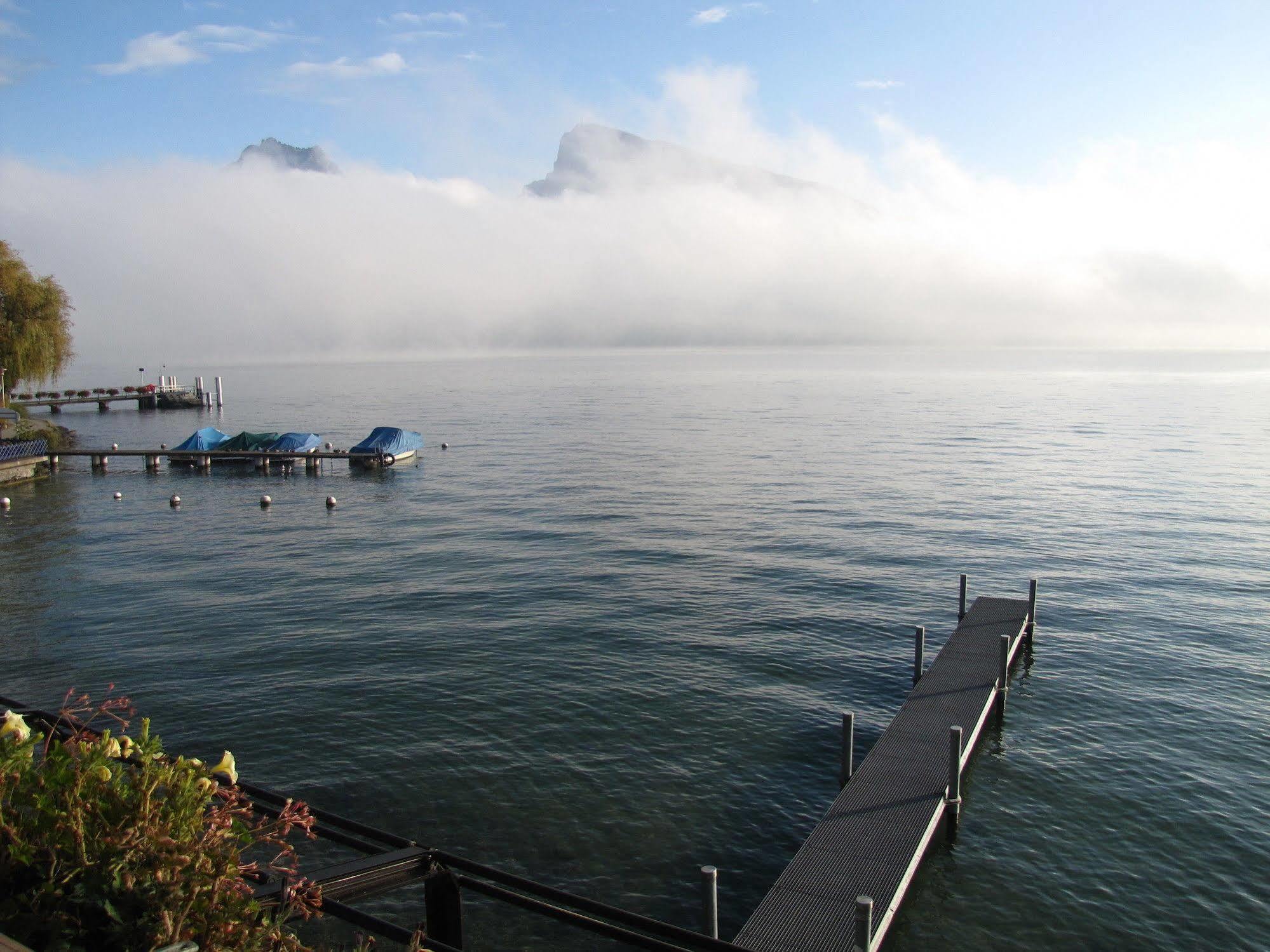 Strandhotel Seeblick Faulensee Eksteriør billede
