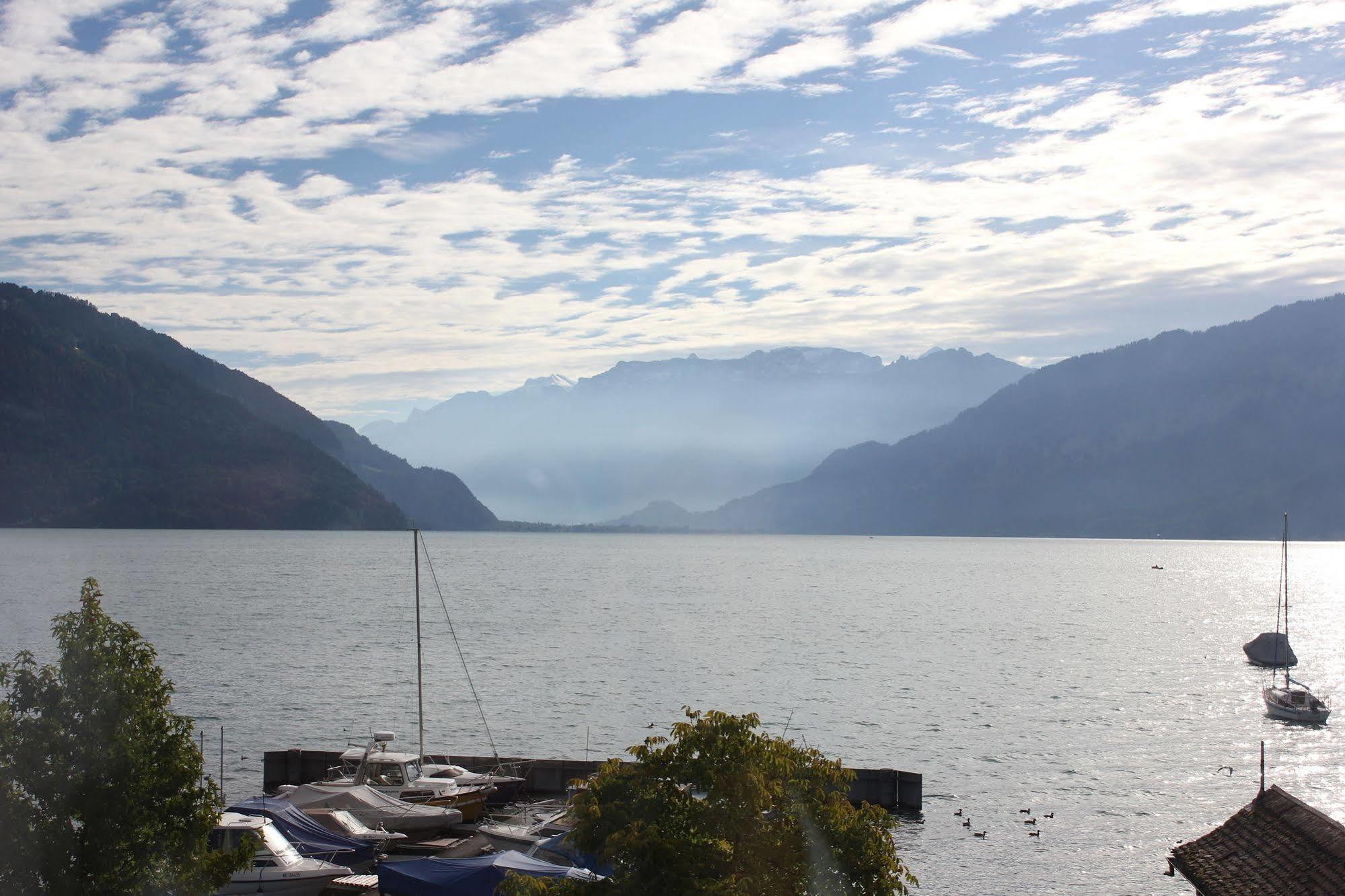 Strandhotel Seeblick Faulensee Eksteriør billede